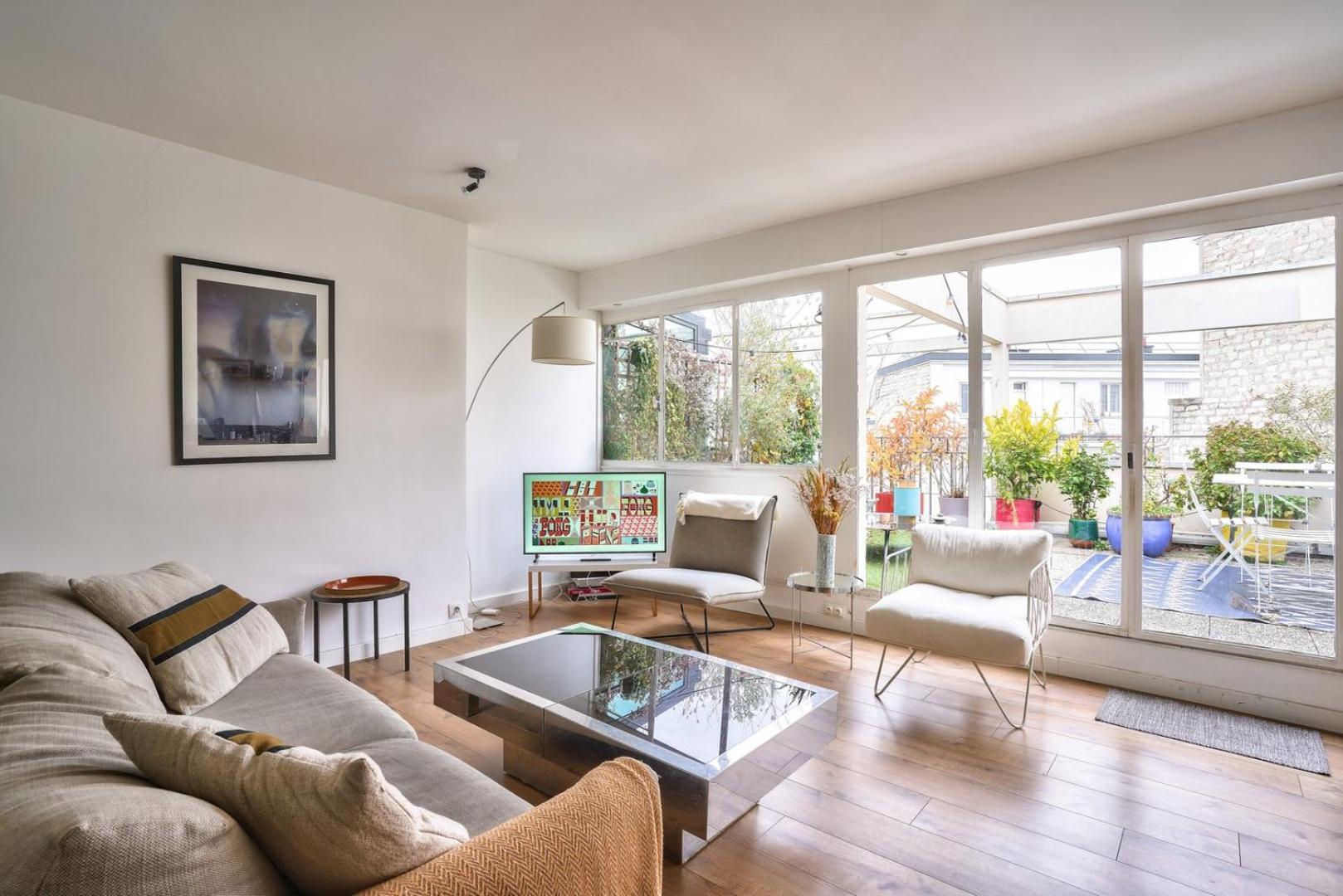 Guestready - Apt Confortable Avec Terrasse Au 18E Paris Dış mekan fotoğraf